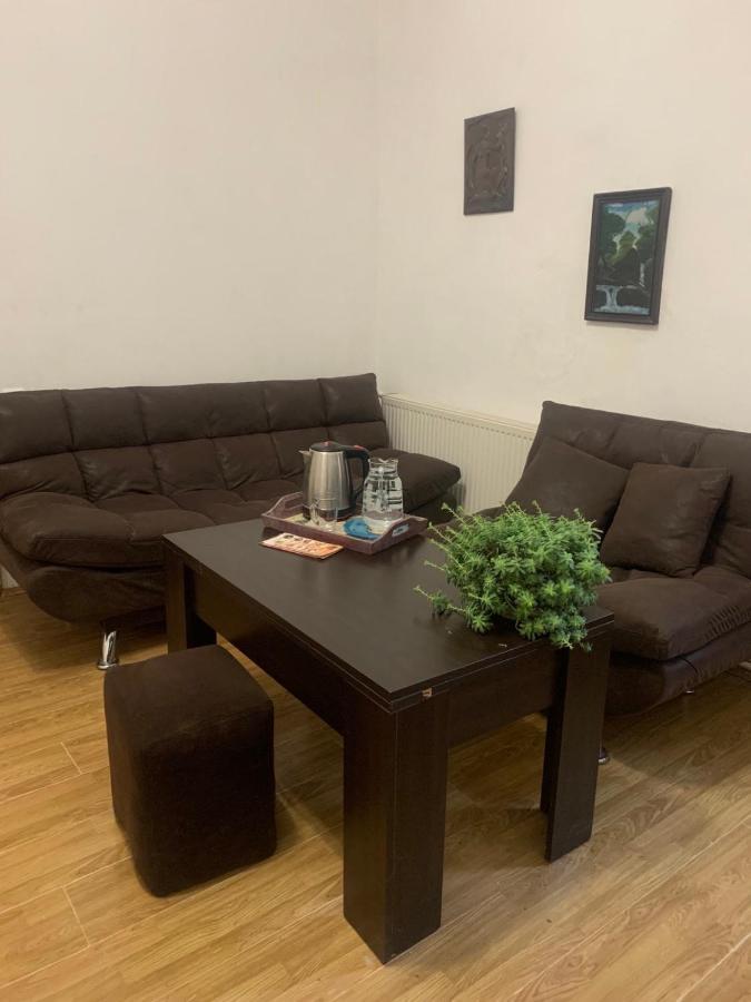 Leila Apartment Tbilisi Eksteriør bilde