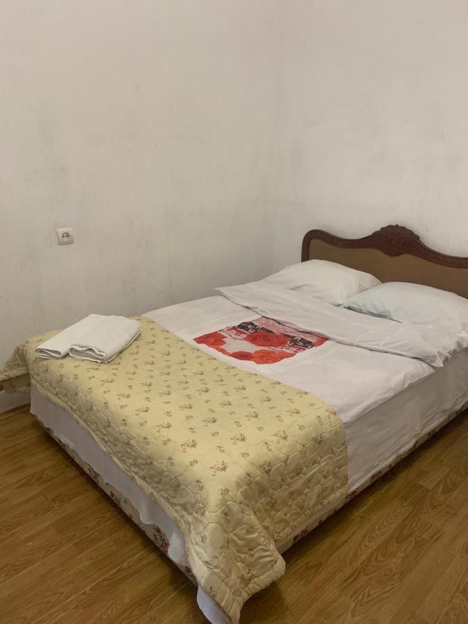 Leila Apartment Tbilisi Eksteriør bilde
