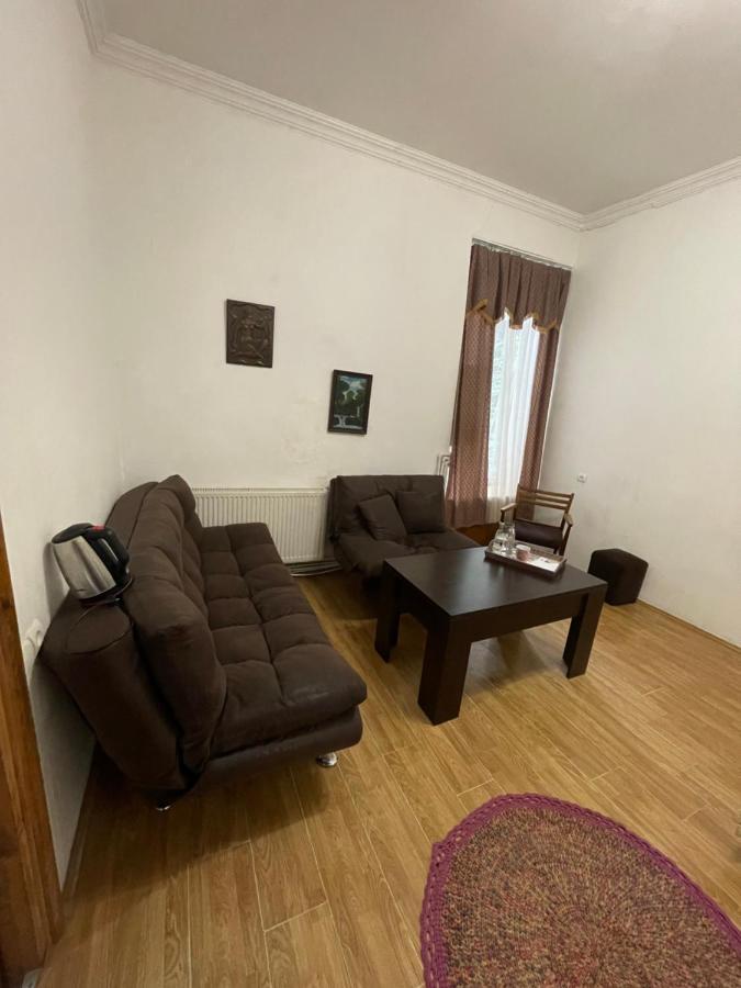 Leila Apartment Tbilisi Eksteriør bilde